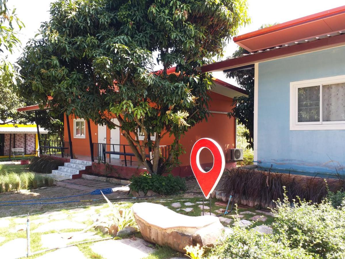 Baan Hin Sai Suay Hotel Nong Sarai Eksteriør billede